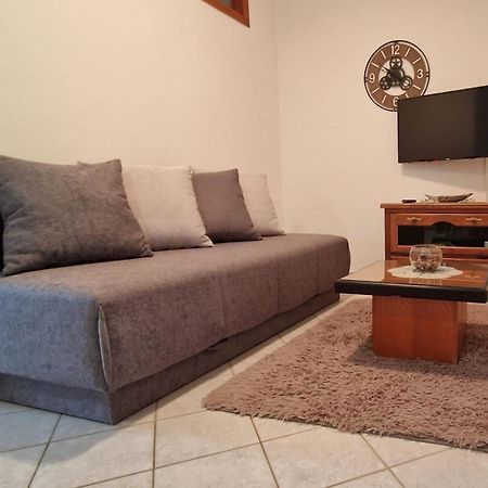 Apartment Sunset Porec Bagian luar foto